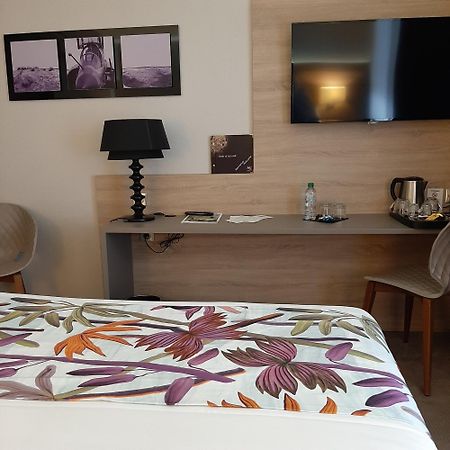 Logis Hotel Relais Saint Jacques - Chateauroux Déols Zewnętrze zdjęcie