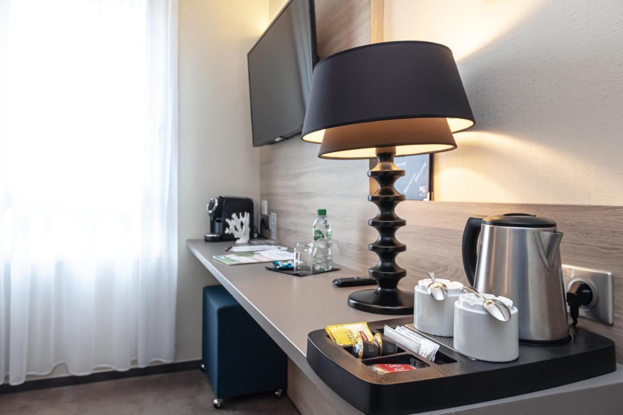 Logis Hotel Relais Saint Jacques - Chateauroux Déols Zewnętrze zdjęcie