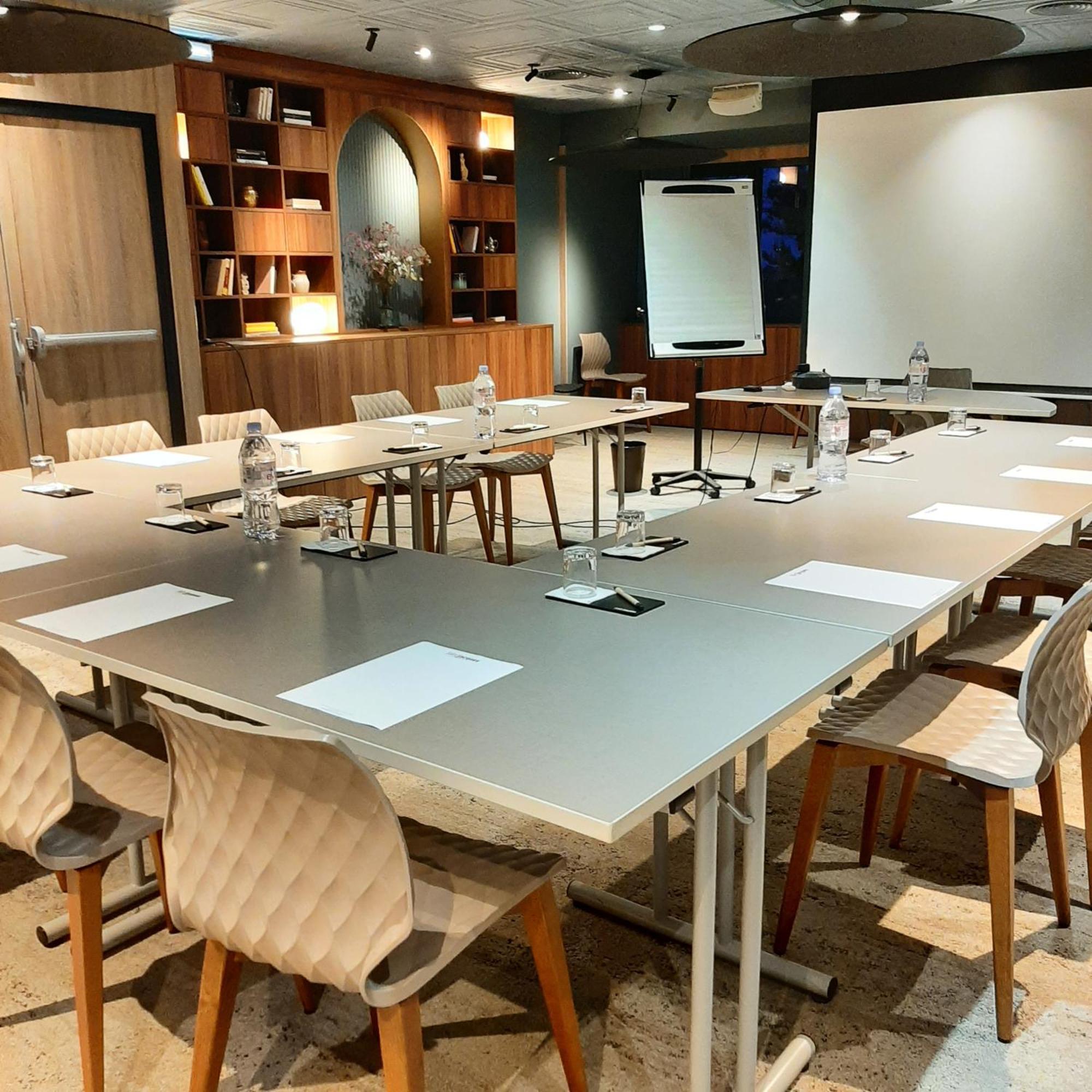 Logis Hotel Relais Saint Jacques - Chateauroux Déols Zewnętrze zdjęcie