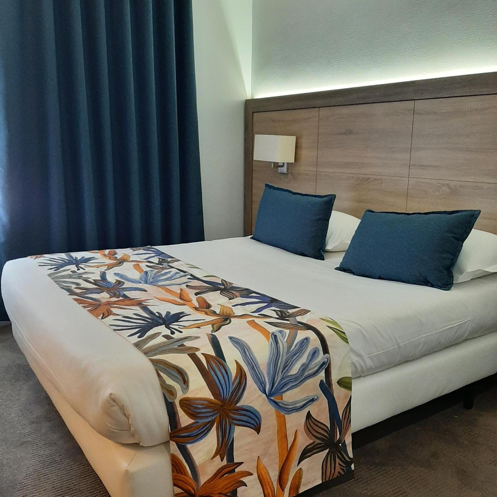 Logis Hotel Relais Saint Jacques - Chateauroux Déols Zewnętrze zdjęcie