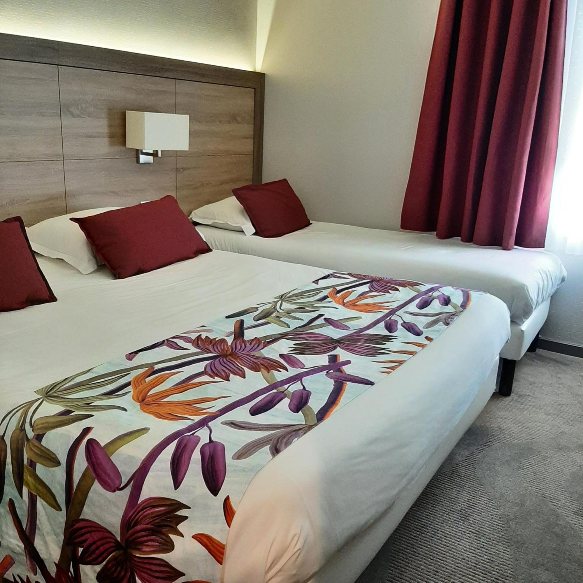 Logis Hotel Relais Saint Jacques - Chateauroux Déols Zewnętrze zdjęcie