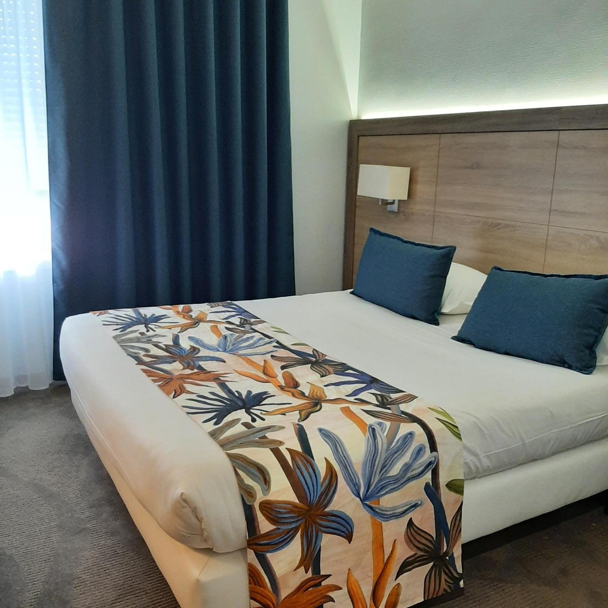 Logis Hotel Relais Saint Jacques - Chateauroux Déols Zewnętrze zdjęcie