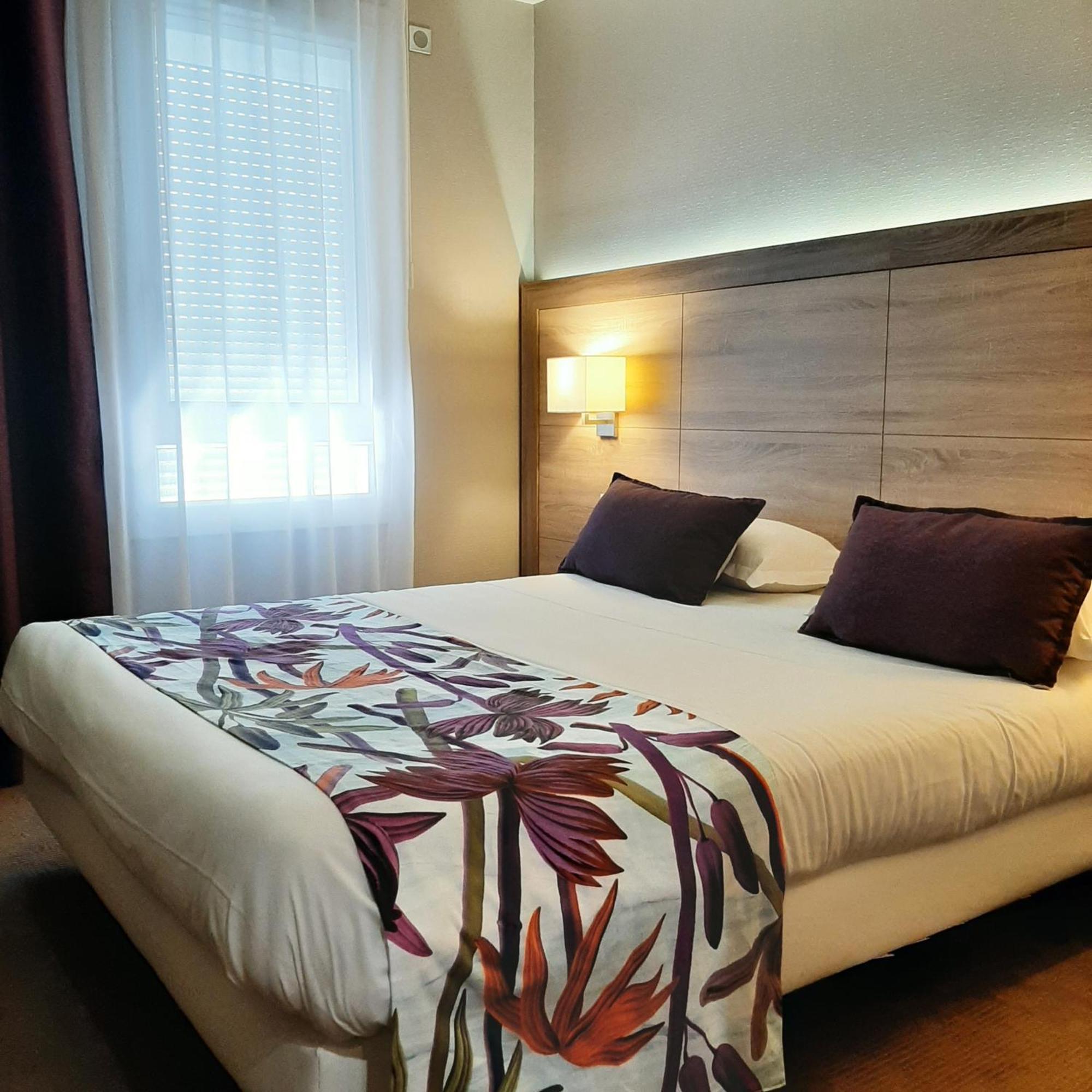 Logis Hotel Relais Saint Jacques - Chateauroux Déols Zewnętrze zdjęcie