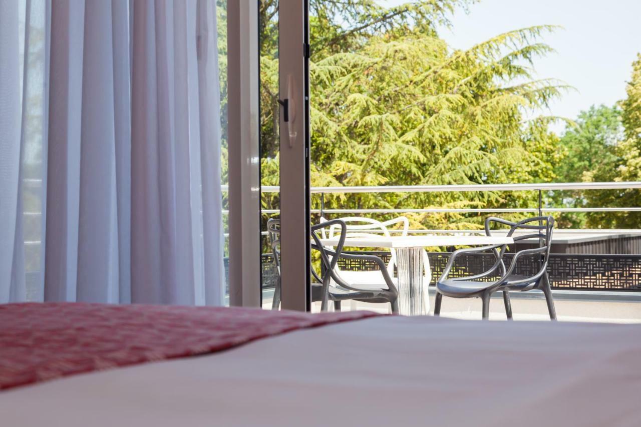 Logis Hotel Relais Saint Jacques - Chateauroux Déols Zewnętrze zdjęcie