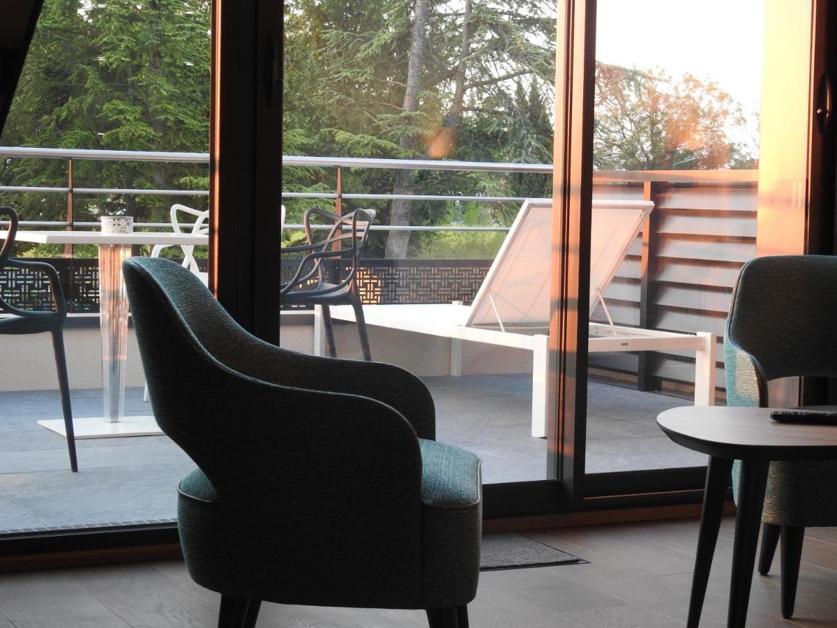 Logis Hotel Relais Saint Jacques - Chateauroux Déols Zewnętrze zdjęcie