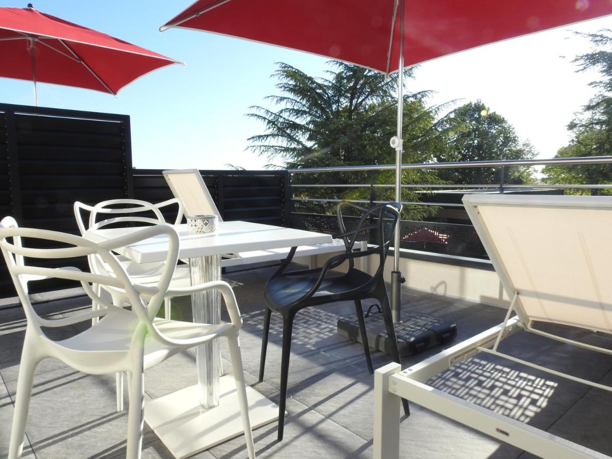 Logis Hotel Relais Saint Jacques - Chateauroux Déols Zewnętrze zdjęcie